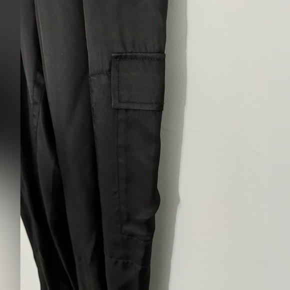 Cinq a’ Sept 5 a 7 black satin jogger pant - Picture 4 of 6